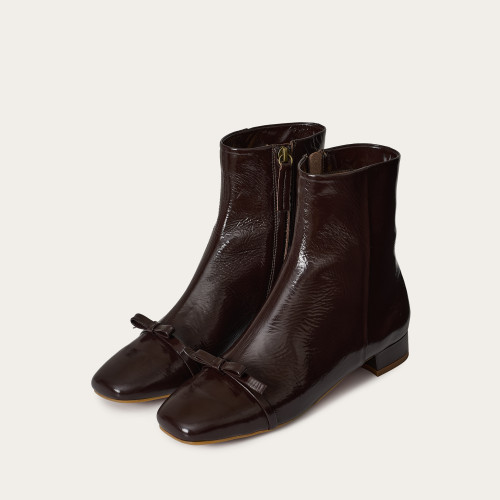 Livia Boots, glossy brown | Balagan Studio