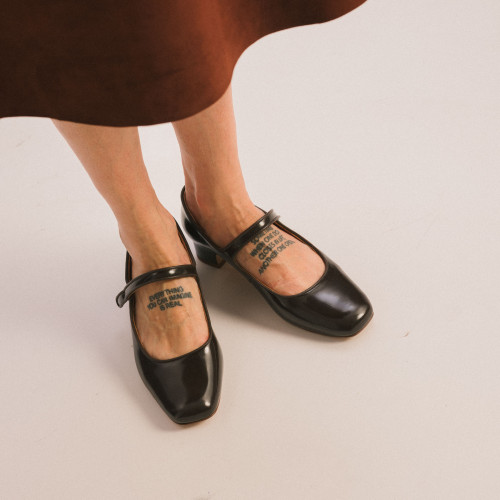 Dora Low Heels, glossy brown | Balagan Studio