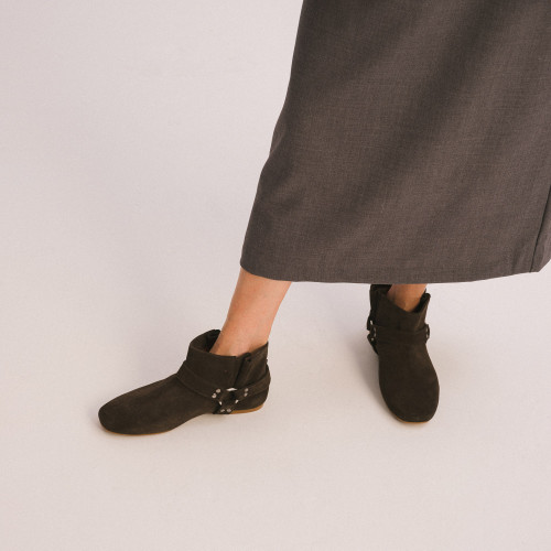 Avzam Boots, dark chocolate velvet | Balagan Studio