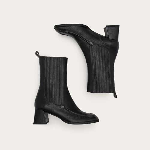 Zora Boots, black | Balagan Studio