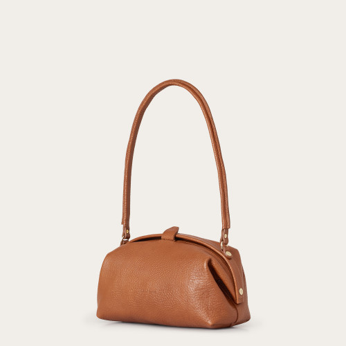 Hug Bag M, caramel | Balagan Studio