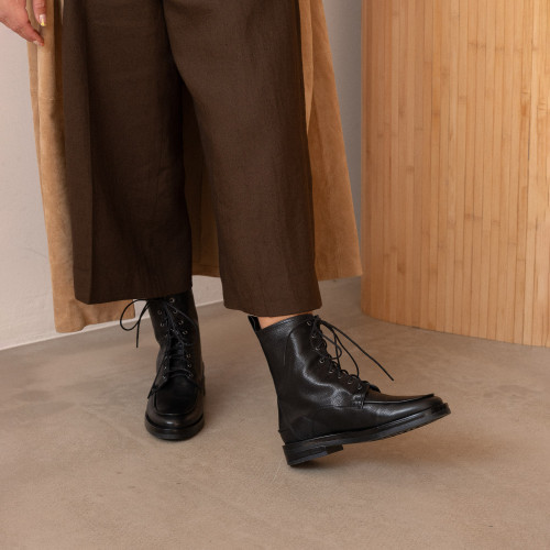 Georgia boots, black | Balagan Studio