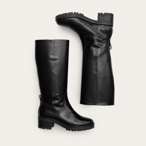 Ikar Boots, glossy black  I  Balagan Studio