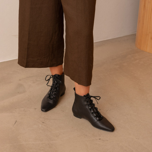 Lupa boots, black | Balagan Studio