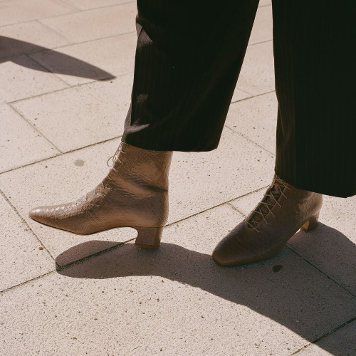 Victoria Boots, beige croco | Balagan Studio