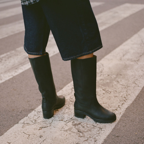 Ikar Boots, waxed black  I  Balagan Studio