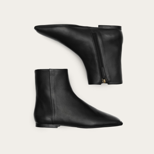 Toni Boots, black | Balagan Studio