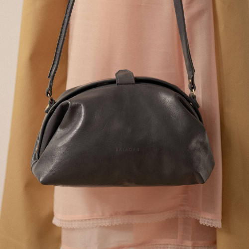 Hug Bag M, dark grey | Balagan Studio