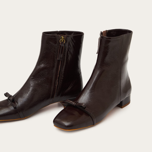 Livia Boots, glossy brown | Balagan Studio