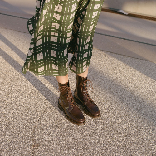 Georgia boots, glossy brown | Balagan Studio