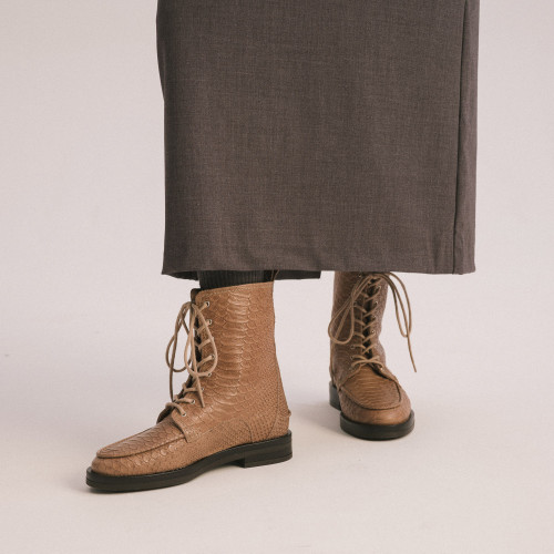 Georgia boots, beige croco | Balagan Studio