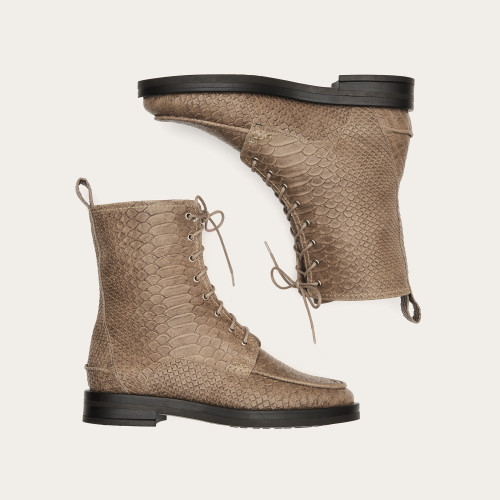 Georgia boots, beige croco | Balagan Studio