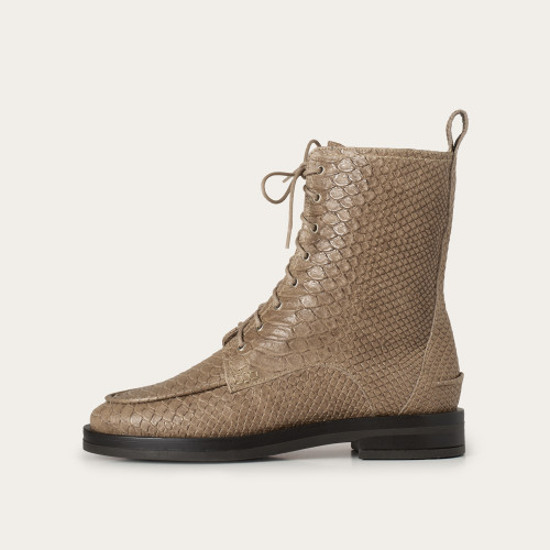 Georgia boots, beige croco | Balagan Studio