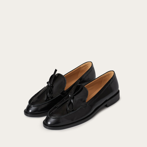 Raphael Flats, glossy black| Balagan Studio