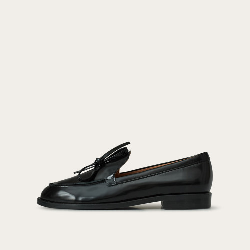Raphael Flats, glossy black| Balagan Studio