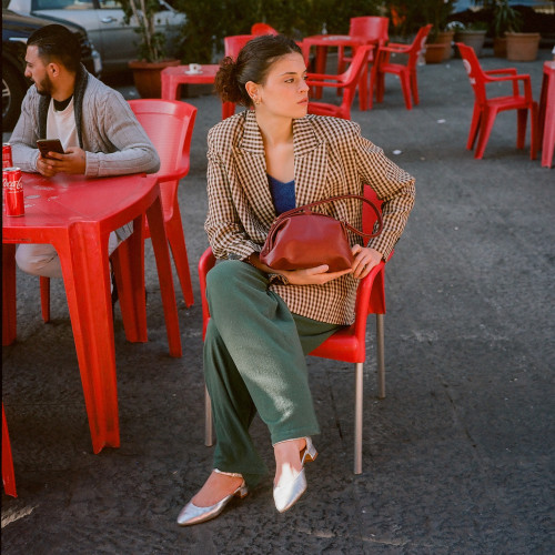 Hug Bag M, claret | Balagan Studio