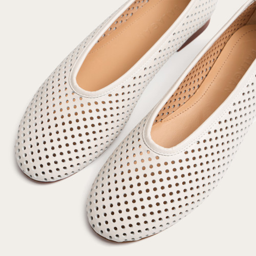 Opera Ballerina, marzipan openwork pattern | Balagan Studio