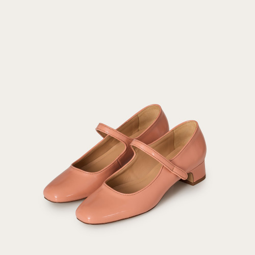 Dora Low Heels, apricot gloss | Balagan Studio