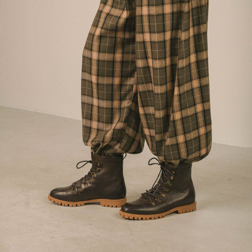 Har boots, waxed bronze | Balagan Studio