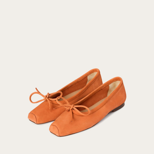 Prima Ballerina, peach nubuck | Balagan Studio