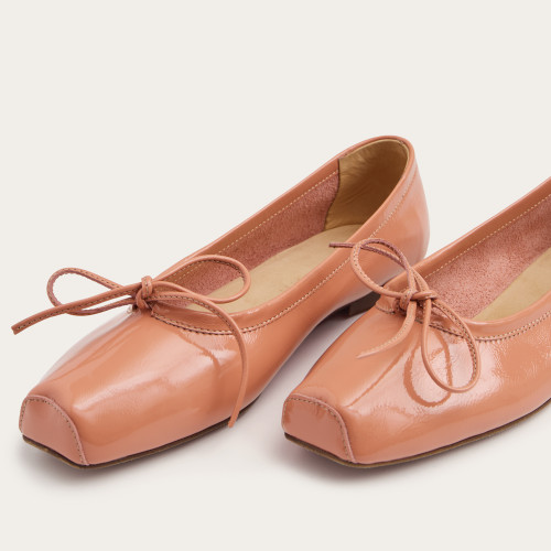 Prima Ballerina, apricot gloss | Balagan Studio