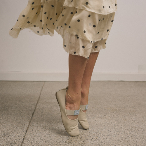 Nina Ballerina, beige | Balagan Studio