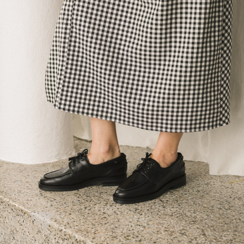 Yacht Flats, black rustic | Balagan Studio