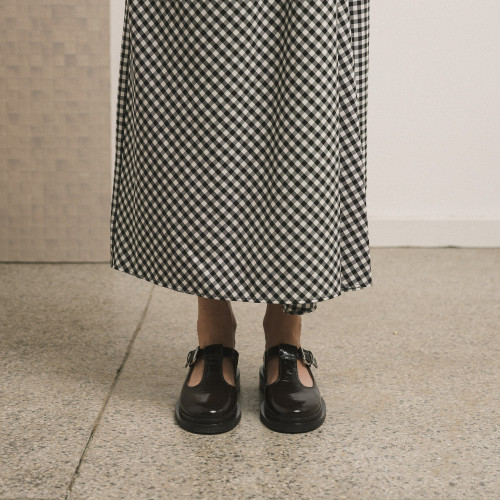 Kaia Flats, glossy brown | Balagan Studio