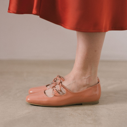Shirley Ballerina, apricot gloss | Balagan Studio