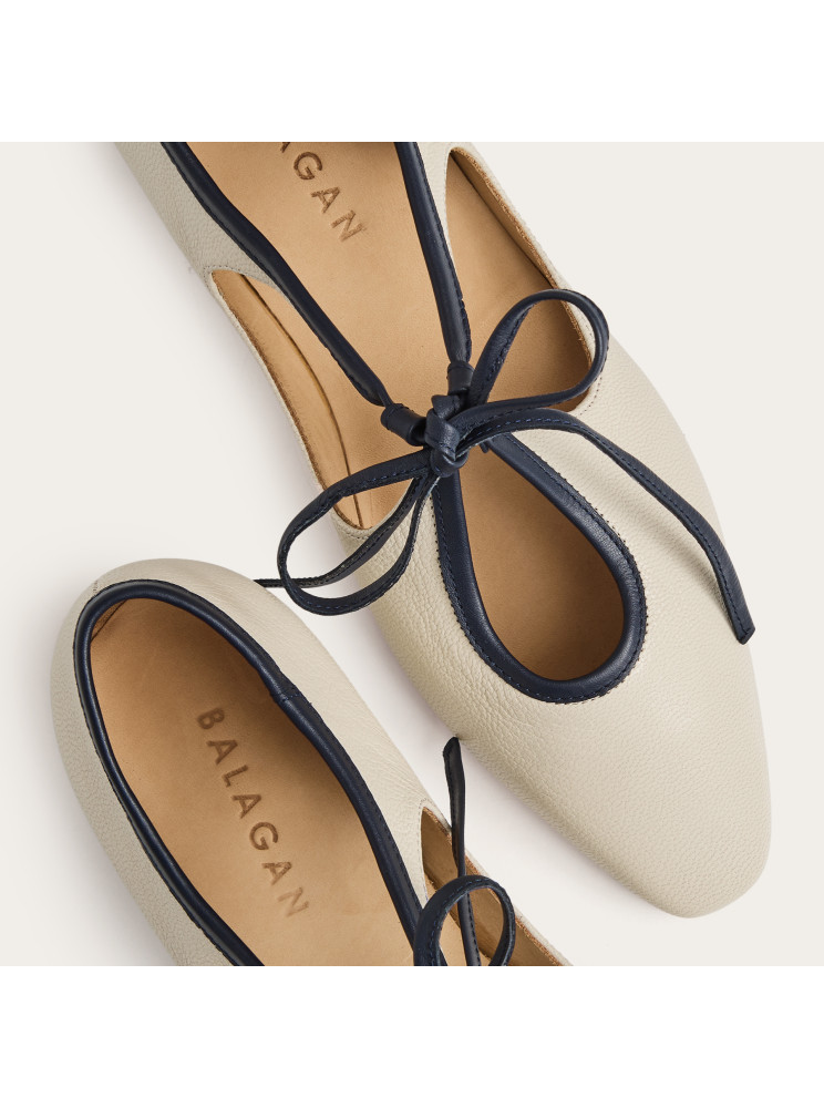 Isla Flats, cream | Balagan Studio
