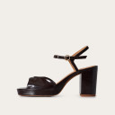Bianca Sandals, glossy brown