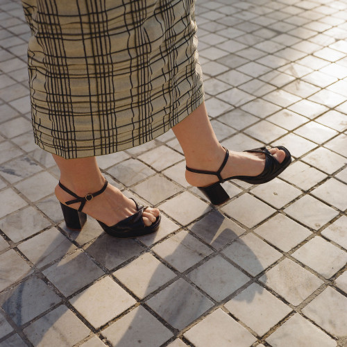 Bianca Sandals, glossy brown | Balagan Studio