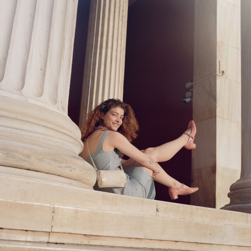 Dora czółenka na niskim obcasie, morelowy połysk | Balagan Studio