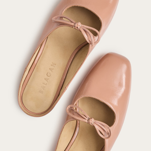 Arla Slides, apricot gloss | Balagan Studio