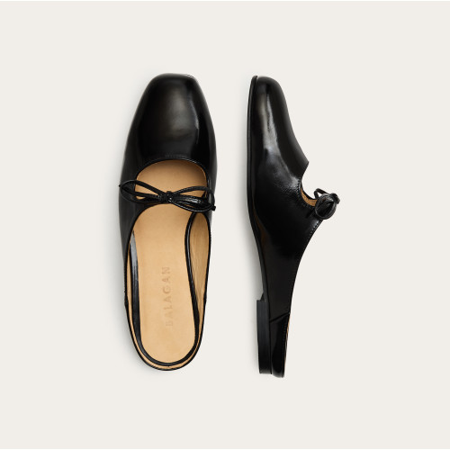 Arla Slides, glossy black | Balagan Studio