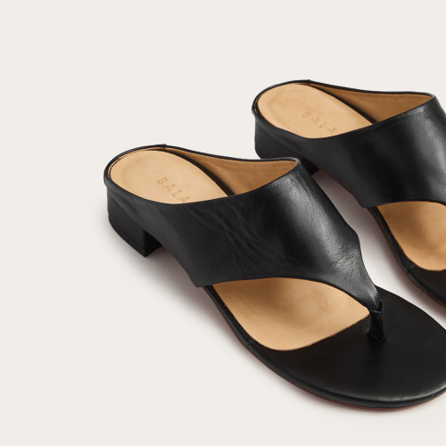 Luca Slides, black | Balagan Studio