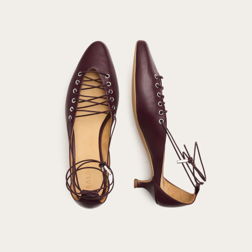 Linda Kitten Heel, burgundy | Balagan Studio
