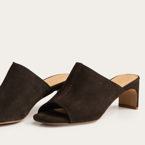 Ginaa slides, dark chocolate velvet | Balagan Studio