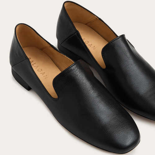 Saba Flats, black | Balagan Studio