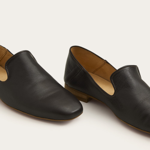 Saba Flats, deep brown | Balagan Studio