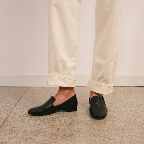 Saba Flats, black | Balagan Studio