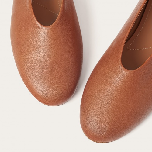 Opera Ballerina, chestnut | Balagan Studio