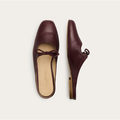 Arla Slides, claret | Balagan Studio
