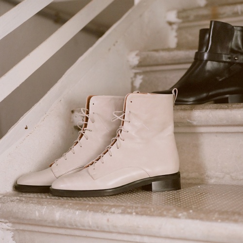 Tzava Boots, ivory OUTLET | Balagan Studio