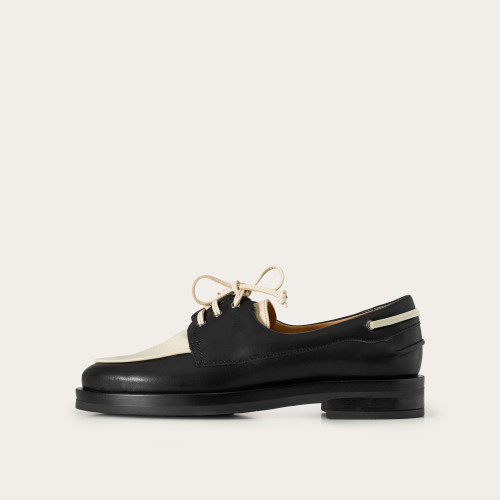 Yacht Flats, black&cream  | Balagan Studio