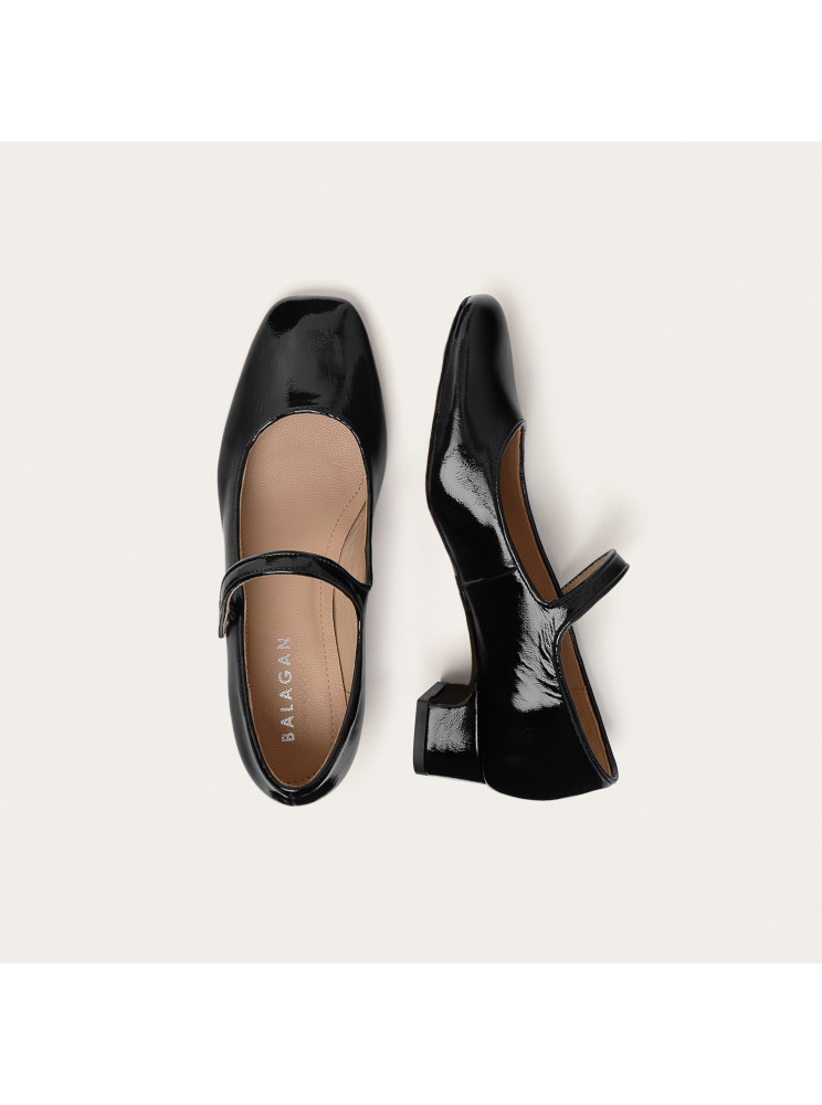 Dora Low Heel Pumps, Lackschwarz | Balagan Studio