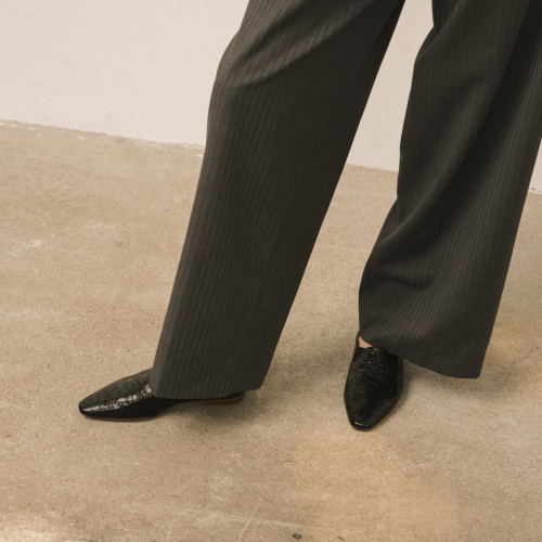 Andree Flats, black alligator pattern | Balagan Studio