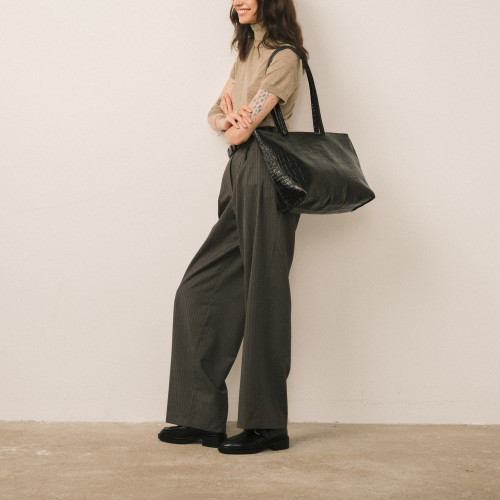 Esek Bag XL, black croco | Balagan Studio