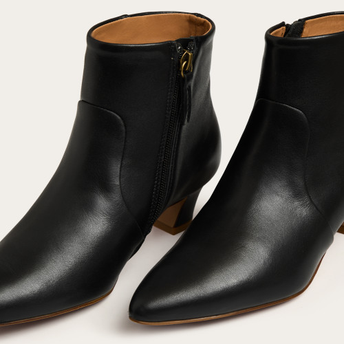 Drew Boots, black