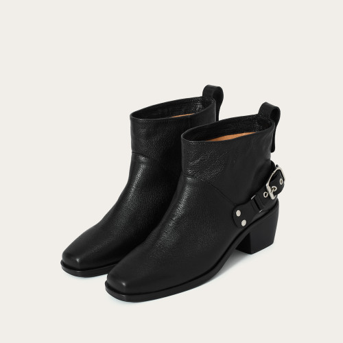 Kelly Boots, black | Balagan Studio